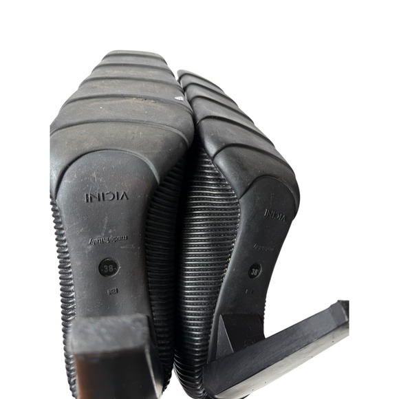 Vicini Black Ribbed Square Toe Block Heel Pumps Women's Size‎ 38 Made in Italy - Picture 6 of 6